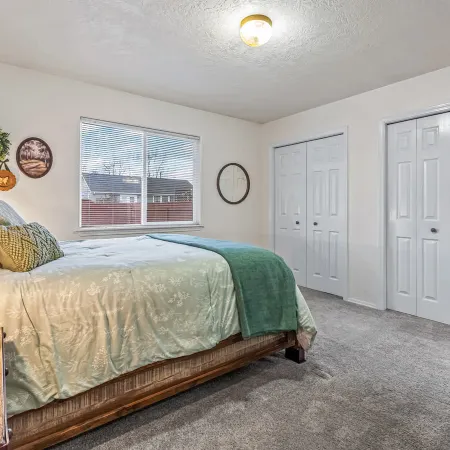 Cozy 3BR Nampa Home • Spacious Yard + Smart TV