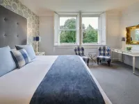 The Roseate Villa Bath Hotels near Upper Town