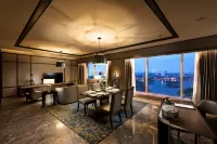 Conrad Bengaluru - breakfast