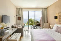 Nido, Mar-Bella Collection - Pet friendly