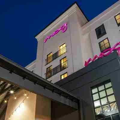 MOXY Memphis Downtown Hotel Exterior