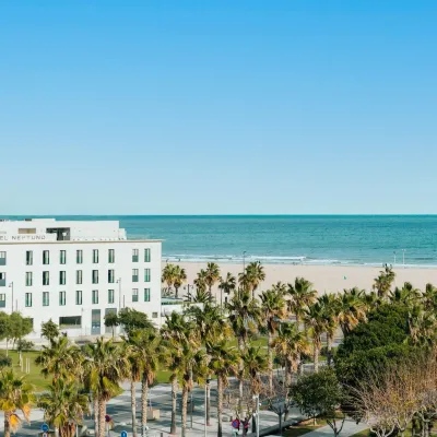 Hotel Neptuno Hoteles cerca de Estación de Valencia-Cabañal