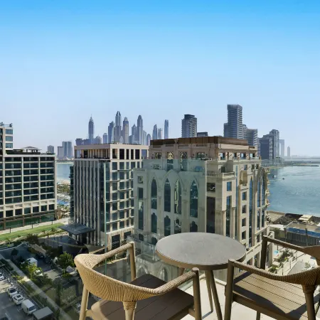 Tumbi Hotel Dubai the Palm, Tapestry Collection by Hilton