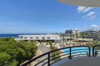 The Rif at Mangrove Beach Corendon Curacao All-Inclusive, Curio by Hilton - Romantic