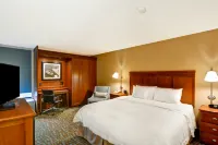 Hampton Inn Hendersonville - Parking
