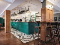 The White Star Tavern Hotels near Westgate