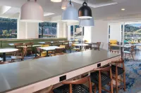 Fairfield Inn & Suites Pittsburgh Downtown - 3-Star