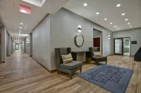 Hampton Inn & Suites Dallas-DeSoto - Parking