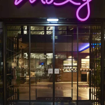 Moxy York