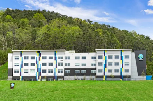 Tru by Hilton Cartersville - Gym