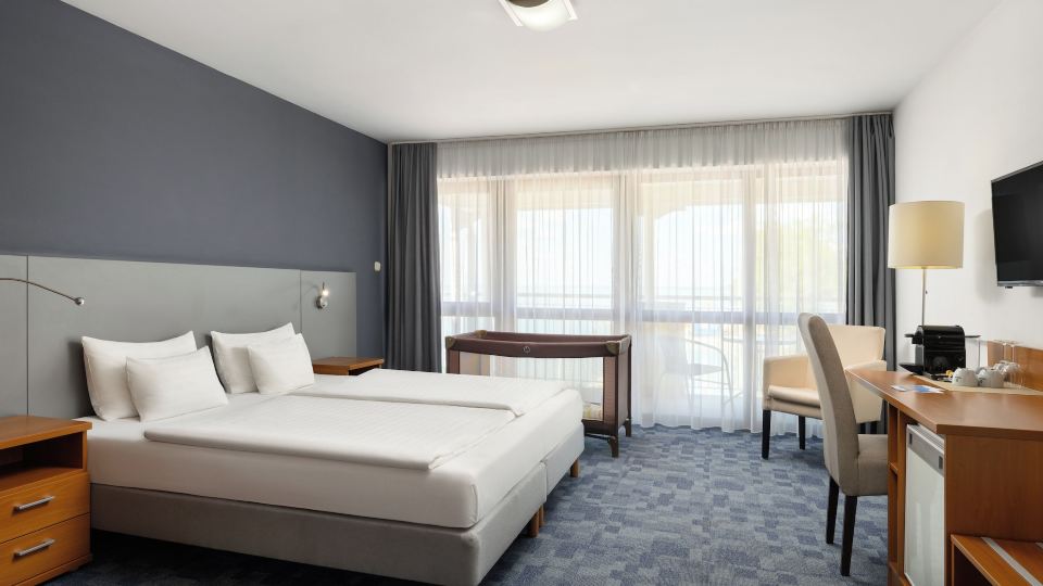 Hotel Yacht Wellness & Business