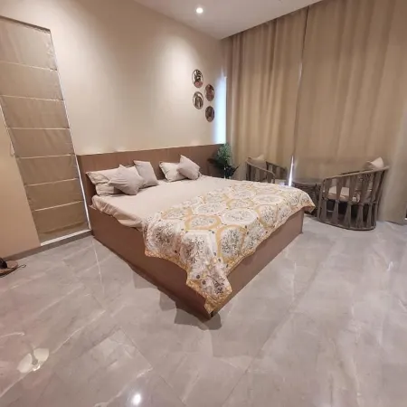 Ivory Game Palacio Luxury 4BHK Villa