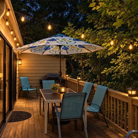 Cutest Place Ever! Fun Airline Decor Will Make You Smile! Huge Deck!
