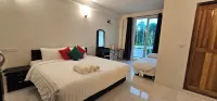 Pamera Thoddoo - balcony