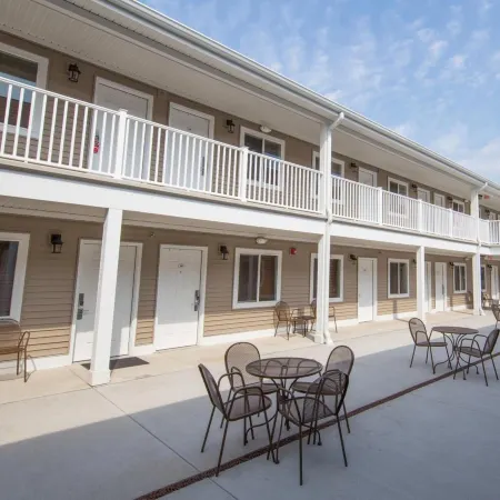 Affordable Suites of America Portage