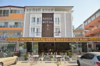 Neoss Boutique Hotel - Parkplatz