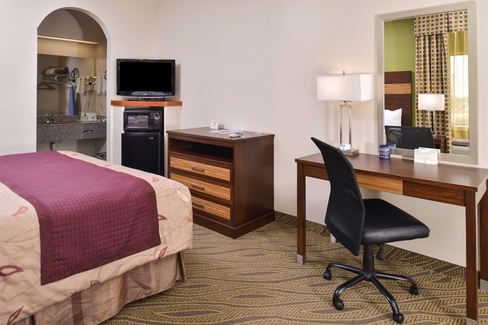 Americas Best Value Inn & Suites Houston Downtown