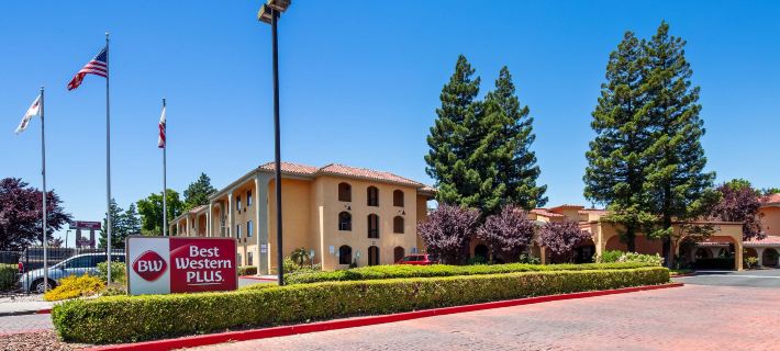 Best Western Plus Heritage Inn Hotels in San Joaquin County