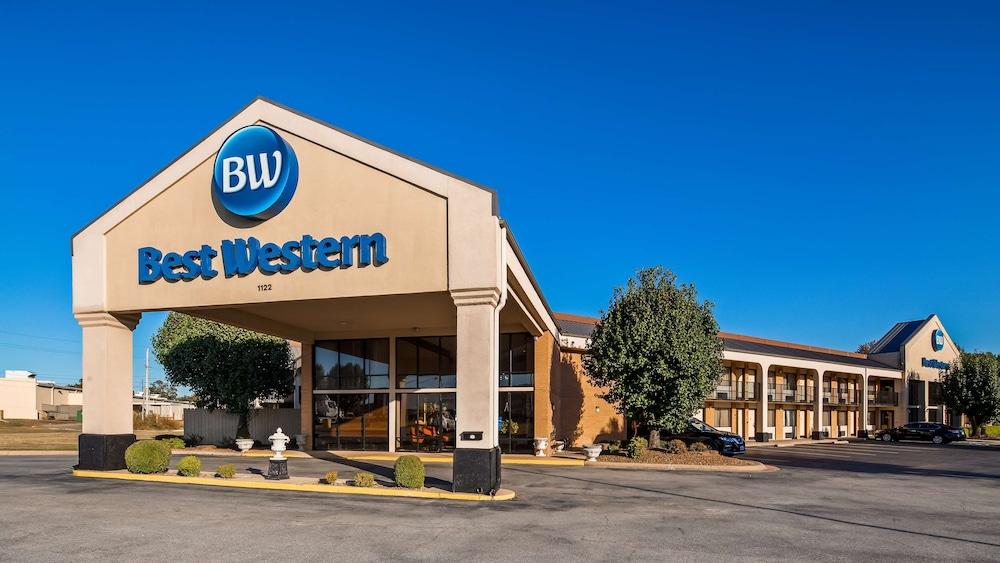 Best Western Windsor Suites