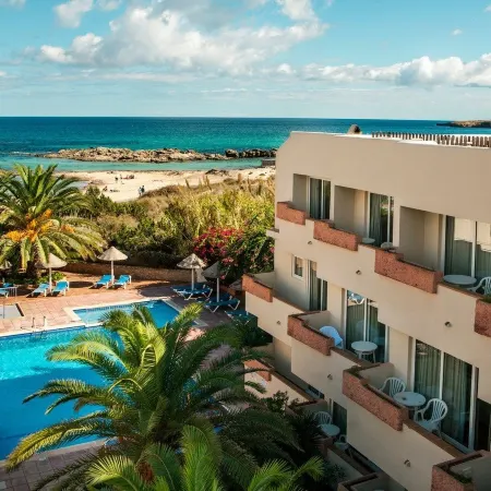 Apartamentos Portu Saler
