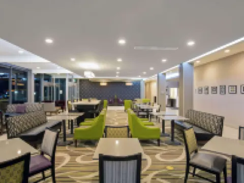 錫達城拉昆塔温德姆套房酒店 錫達城酒店