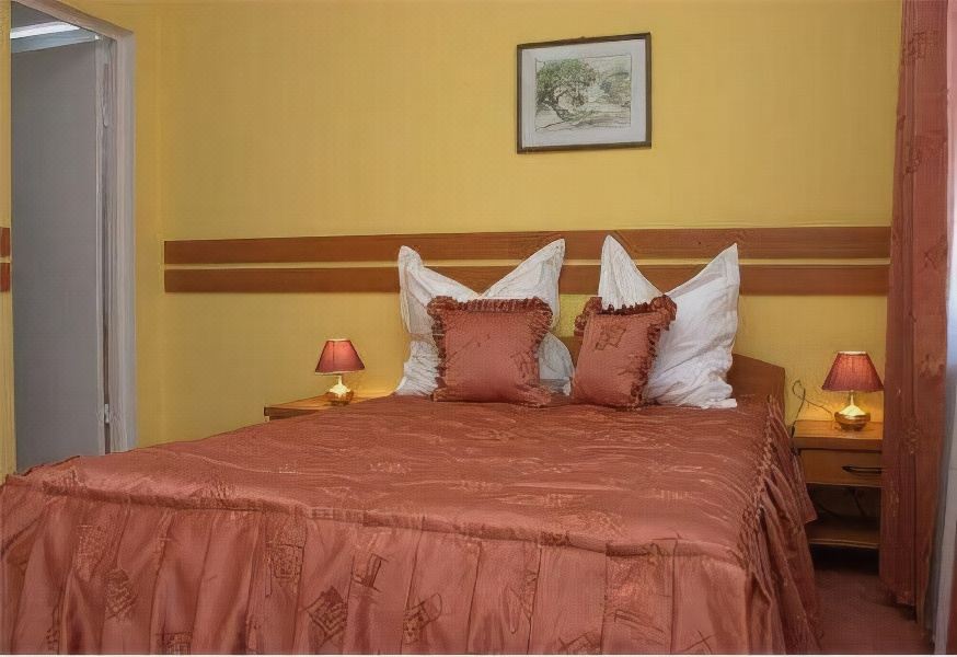 Europa Hotel - Housity