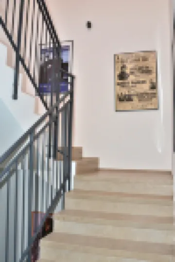 North House with Pool and Lake View