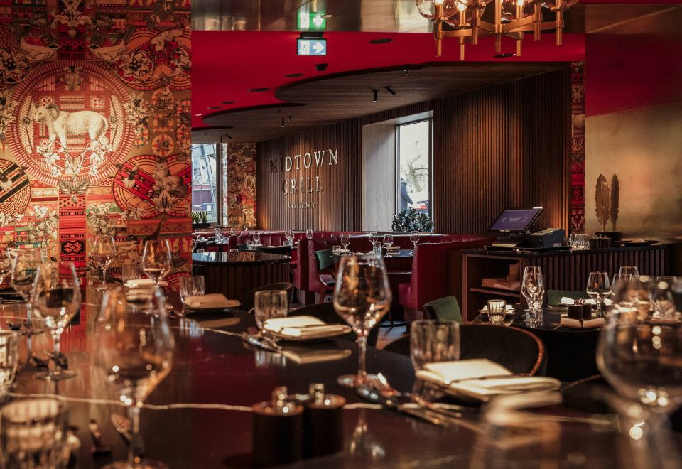 1. 암스테르담 메리..