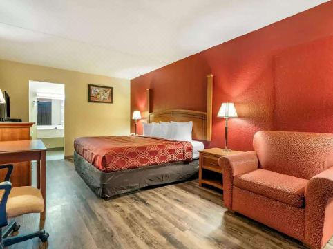 Days Inn By Wyndham Perrysburg ペリーズバーグ 宿泊予約 安い料金プラン 口コミ 部屋写真 Trip Com