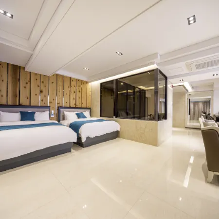 JB Tourist Hotel