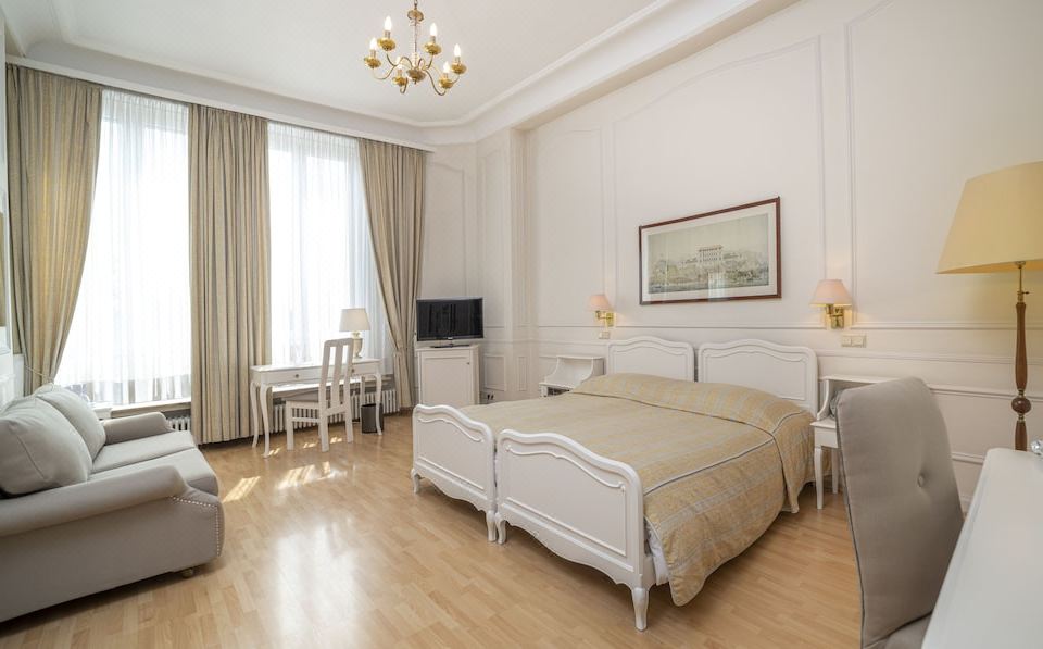 Grand Hotel Cravat-Luxembourg Updated 2023 Room Price-Reviews & Deals |  Trip.com