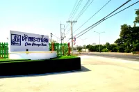 Chao Phraya Home Hotels in Phayuha Khiri
