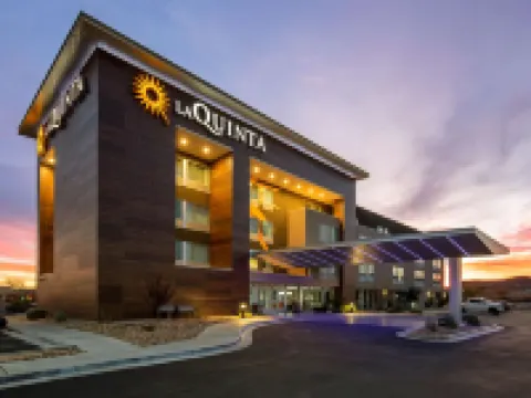 La Quinta Inn & Suites by Wyndham Kingman Hotels in Kingman