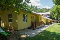 Bungalows Kamena in Kamena Village Отели в г. 