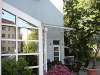 SensCity Hotel Berlin Spandau Отели рядом с достопримечательностью «Шпандау»