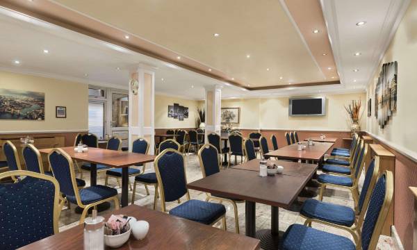 Days Inn Hyde Park