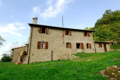 Vista Monte Amiata per 3 ospiti Agriturismo La Piaggia - Vivo d'Orcia