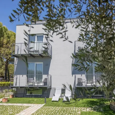 Insula Felix - Deluxe Double or Twin Room with Lake View