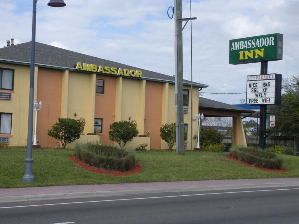 Ambassador Inn