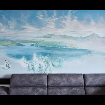Cozy Apartment with Lake View for 6 Guests