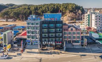 Yangyang Lovely Sea Condotel