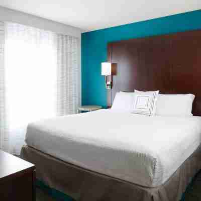 Residence Inn Lincoln South Rooms