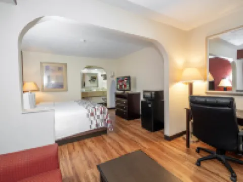 牛津紅頂套房酒店 牛津酒店