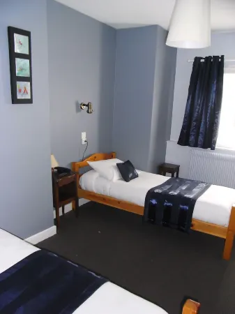 Hôtel la Chaumière Отели в г. Юра