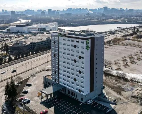 Holiday Inn GATINEAU – OTTAWA by IHG โรงแรมใกล้U.S Embassy
