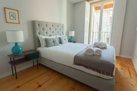 Oporto City View - Santo Ildefonso Отели рядом с достопримечательностью «Palacete do Barão de Nova Sintra»