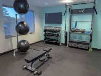Tru by Hilton Norfolk Airport - Gym