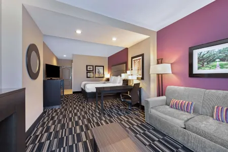 La Quinta Inn & Suites by Wyndham West Monroe