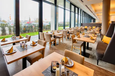 Loginn Hotel Leipzig Отели в г. Лейпциг