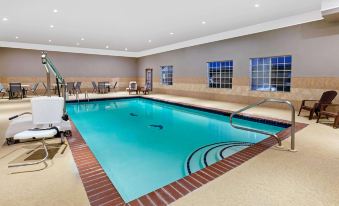 La Quinta Inn & Suites by Wyndham Deer Park